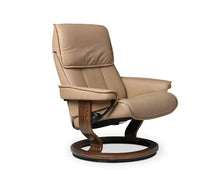 Load image into Gallery viewer, Stressless® Admiral Recliner & Ottoman - Sand